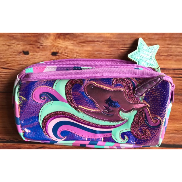 

Smiggle Pencil case unicorn