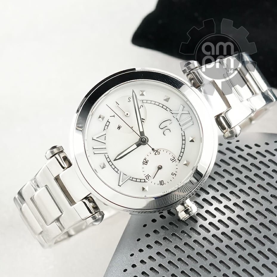 JAM TANGAN GUESS COLLECTION GC LADYCHIC Y06003L1