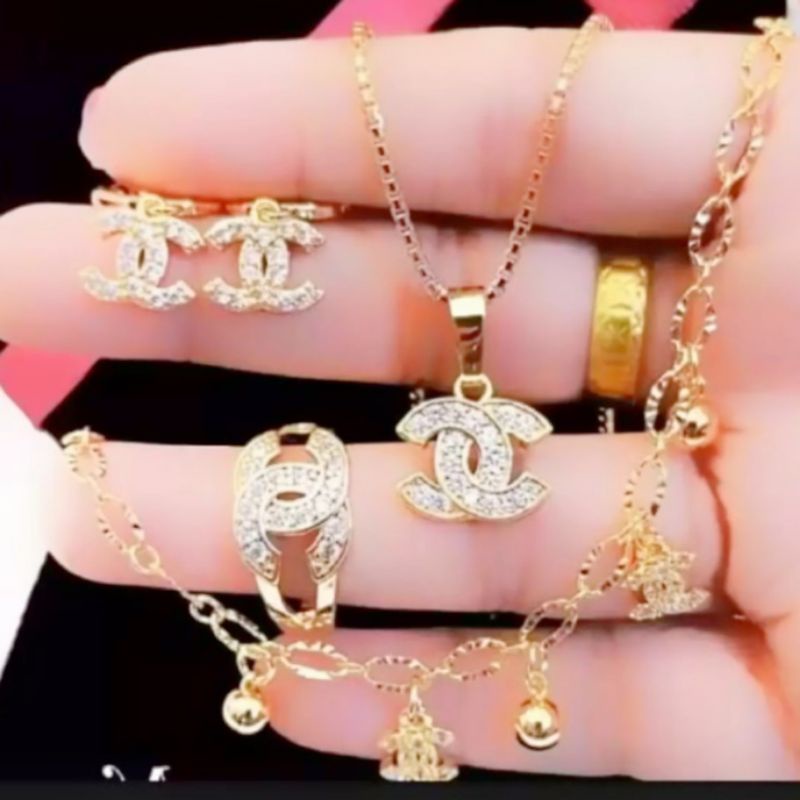 set perhiasan wanita dewasa, set chd, set perhiasan titanium asli anti luntur anti karat,set perhiasan fashion wanita terbaru, perhiasan mirip mas asli, perhiasan berlapis emas 24 k, 1 set perhiasan lengkap  kalung gelang cincin anting,