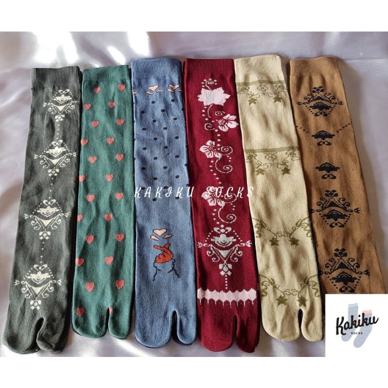 (RANDOM) 6 PASANG KAOS KAKI JEMPOL/KAOS KAKI 2 JARI  MOTIF DEWASA .WANITA/MUSLIMAH