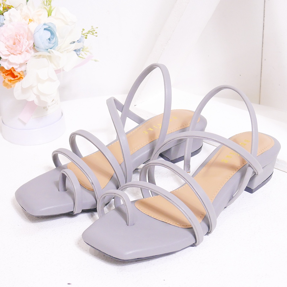 Bernike Yuki Sandal Heels Wanita 3 cm