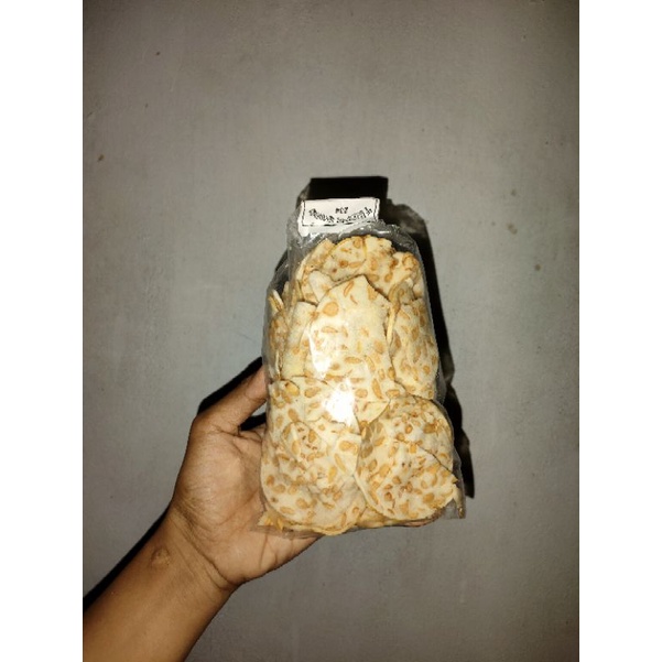 

keripik tempe kriyuk renyah garing enak