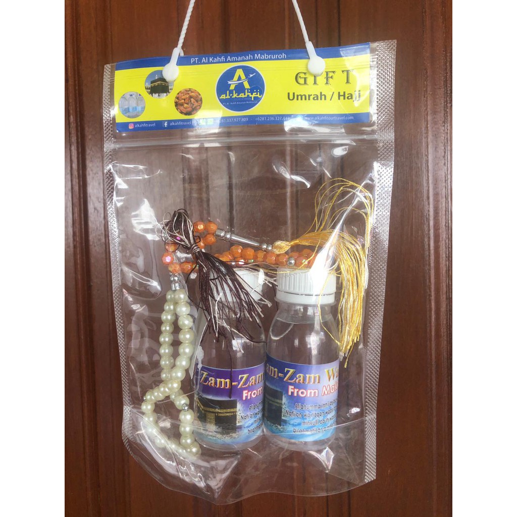 

Paket Air Zam-zam oleh oleh Haji & Umrah 1