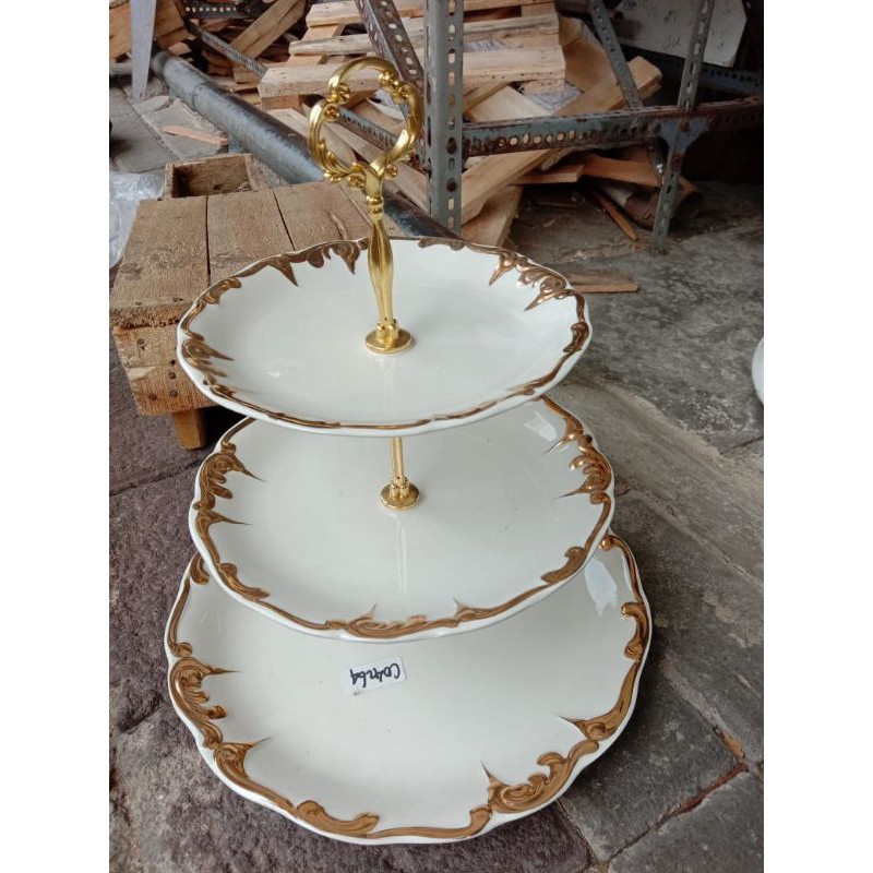 Tempat Kue /Cake Tier 3 susun