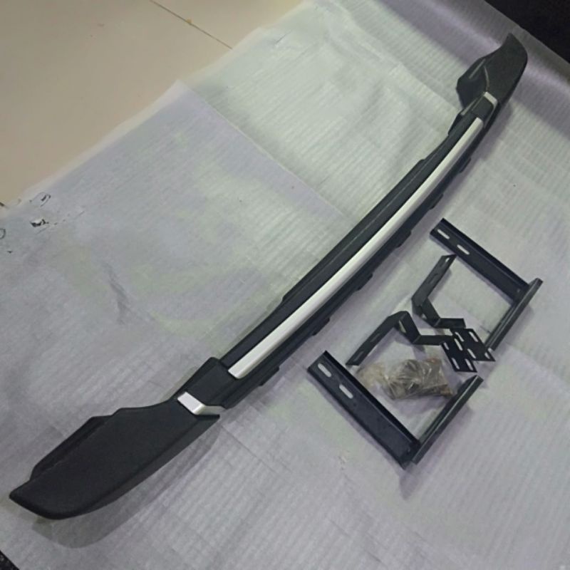 PENGAMAN BUMPER BELAKANG TOYOTA ALL NEW AVANZA / XENIA veloz 2012 2013 2014 HITAM plastik abs