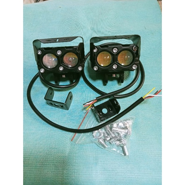 sepasang 2pcs lampu tembak laser 2 mata lensa/SQL 2mata laser 2warna hilow putih kuning waterproof mobil motor 12-24volt 30+30watt