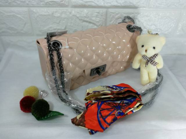 Chanl classic 22 8879Ajelly glossy rantai hitam free syal boneka ready jakarta