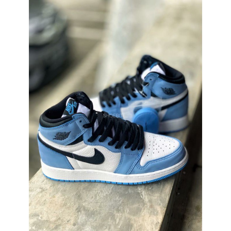 NIKE AIR JORDAN 1 HIGH UNIVERSITY BLUE