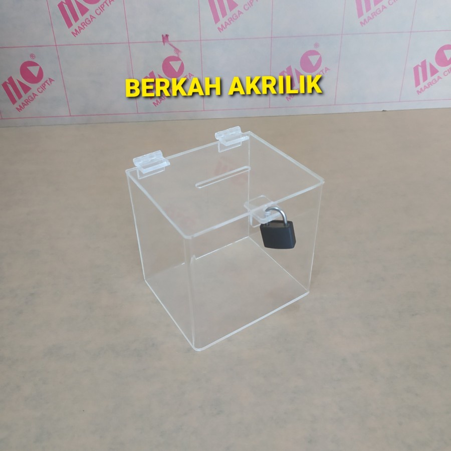 

akrilik/acrylic kotak saran/kotak amal akrilik