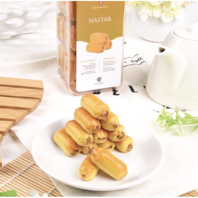 Nastar Kastengel Putri Salju Lidah Kucing Cokelat Hati Premium Kue Kering Kue Lebaran Holland Bakery