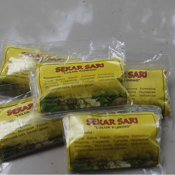 Lulur Kuning ( Lulur Pengantin ) Scrub Badan Herbal Alami Kuning Pengantin Sekar Sari