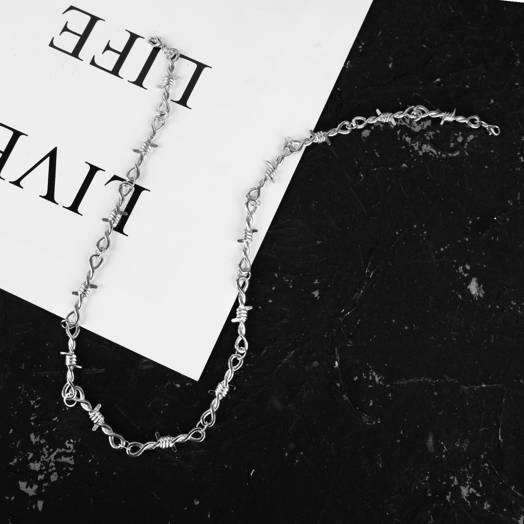 Kalung Choker Rantai Kawat Berduri Bahan Besi Gaya Punk Hip-hop Untuk Wanita