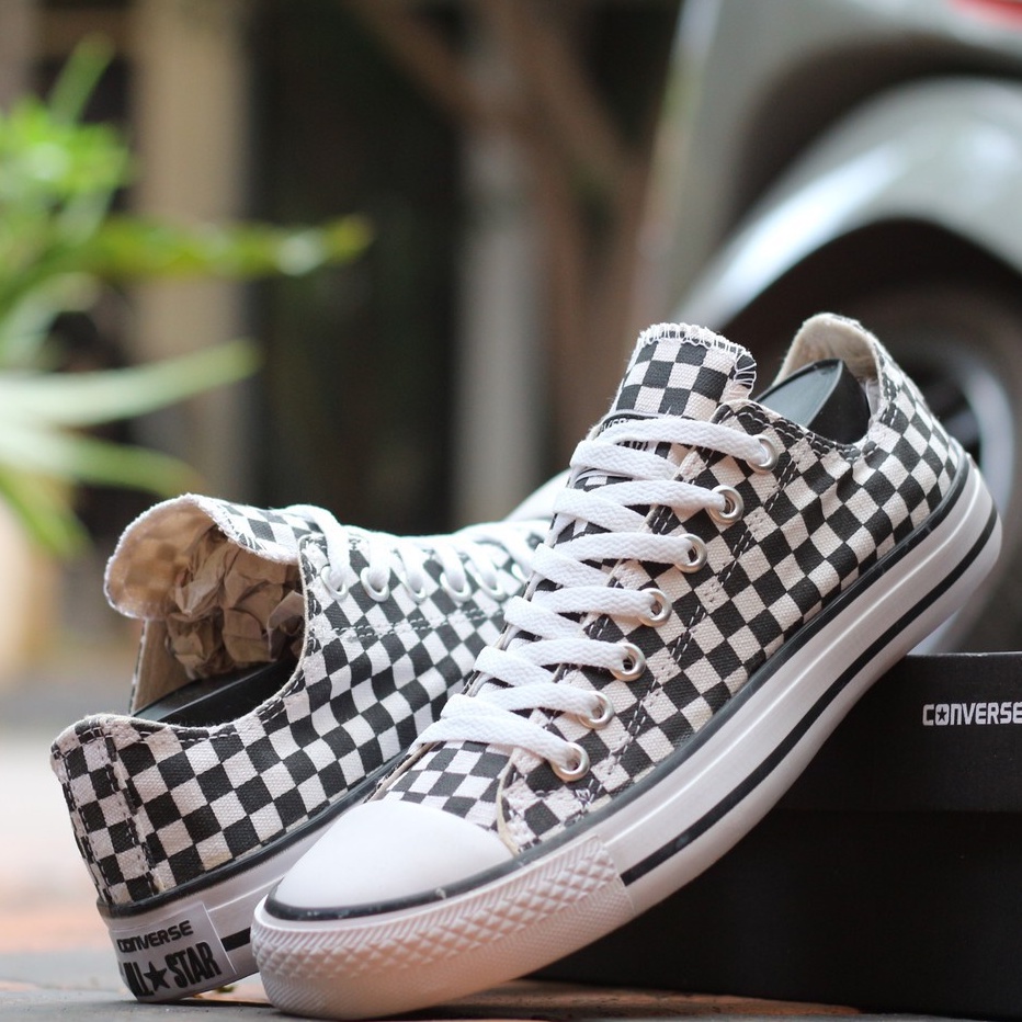 CONVERSE - Sepatu pria / wanita - Taylor Low catur Hitam putih sepatu Converse catur grade ori