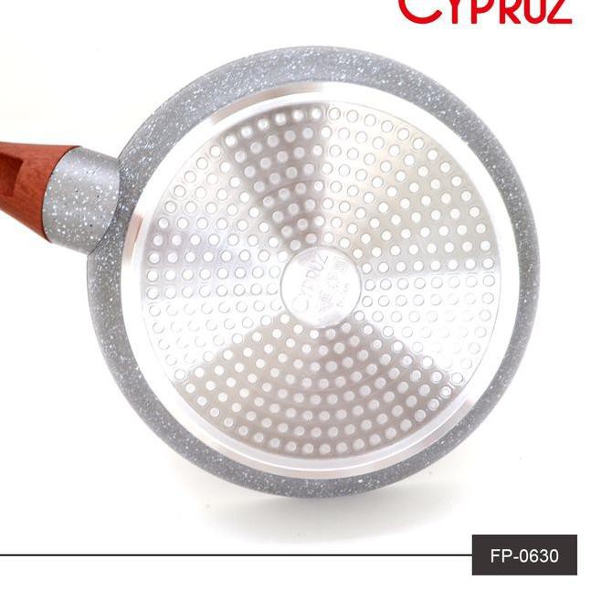 Penggorengan / Frying Pan / Wajan Penggorengan / Wajan Anti Lengket Cypruz 20cm FP-0630