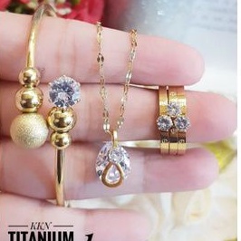 Titanium set perhiasan wanita u177