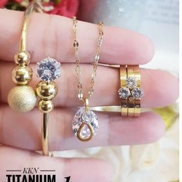 Titanium set perhiasan wanita u177