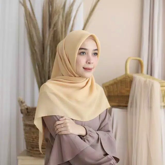 Bella Square Hijab Segiempat | Kerudung Laudya Pollycotton PART 2-SoftYellow