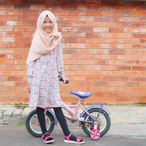 Legging Wudhu Anak Merk Malaika Warna Hitam