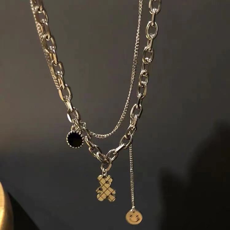 Sederhana double wall cute bear kalung wanita in hip hop smiley face liontin kalung online influence