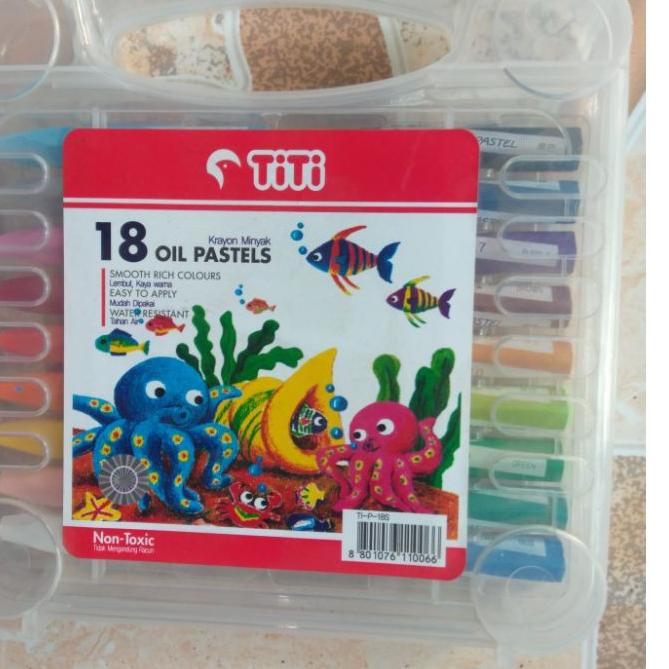 

COD !! 6.6 Crayon Titi isi 18 [KODE 045]