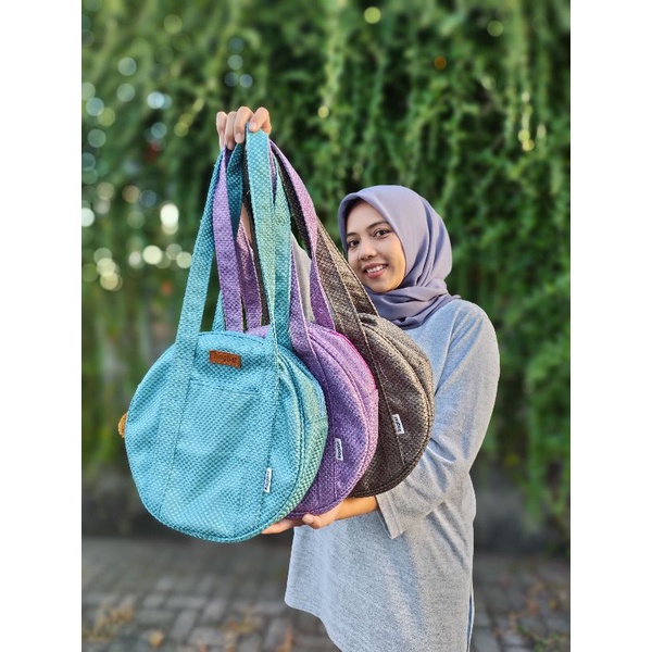 Olive Round Bulat Totebag Gratis Gantungan Kunci Pom-pom tas kanvas aesthetic