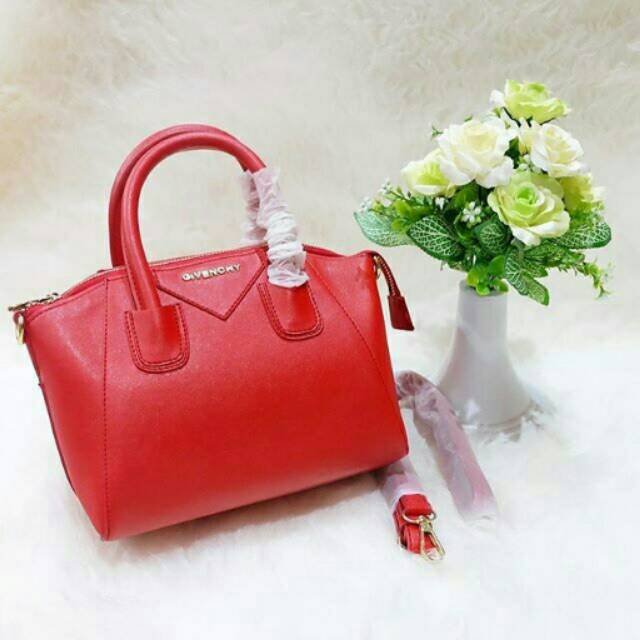 Givenchy antigona small merah