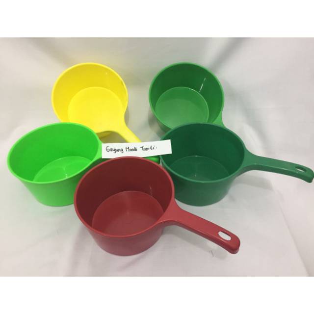 Gayung mandi plastik taniti jumbo 18x10cm
