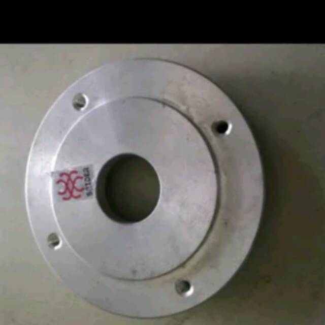 ADAPTOR/DUDUKAN CAKRAM BELAKANG VERZA