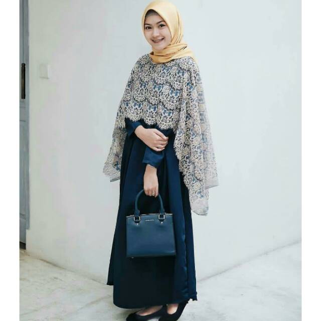 Sari dress + pashmina