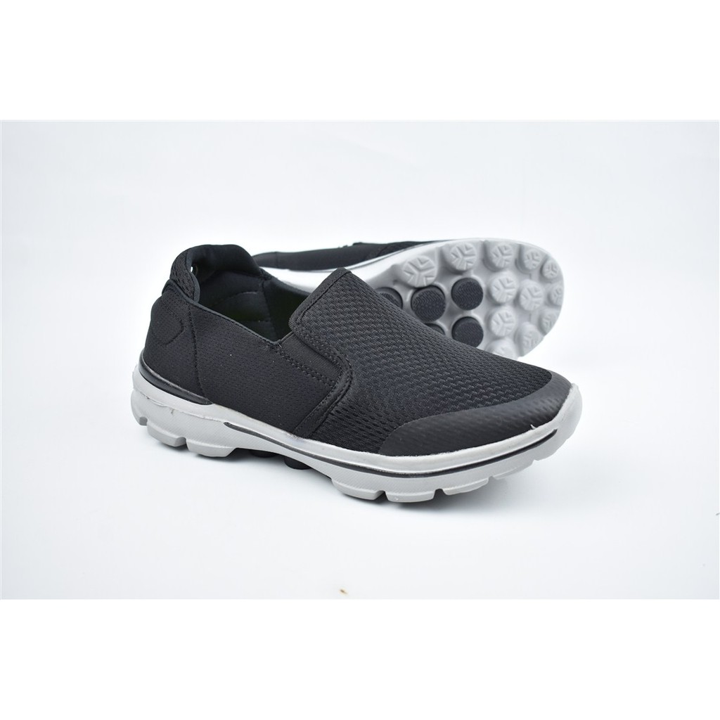 Sepatu Slip On Pria ULTRA A.1915 (39-42)