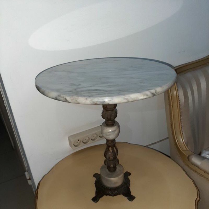 Meja marmer bronze antik murrraaah bonus mukena,sarung dan Alquran bisa untuk diwakafkan ke masjid s