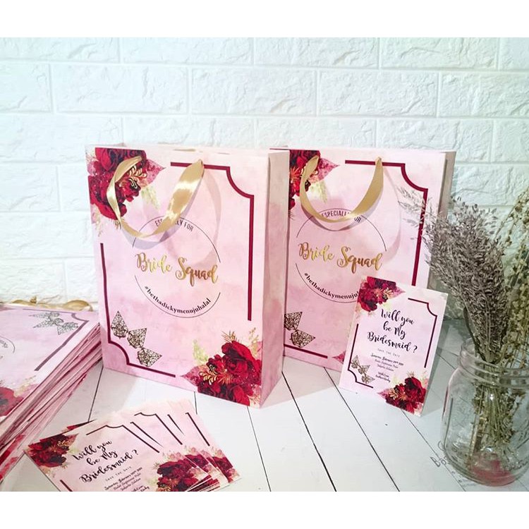 

Paperbag Elegan / Unik / Tas Kertas / Design Suka Suka / Lucu / Potrait
