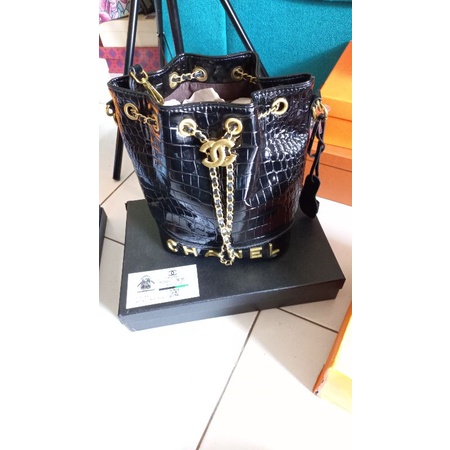 tas chanel serut croco size 25