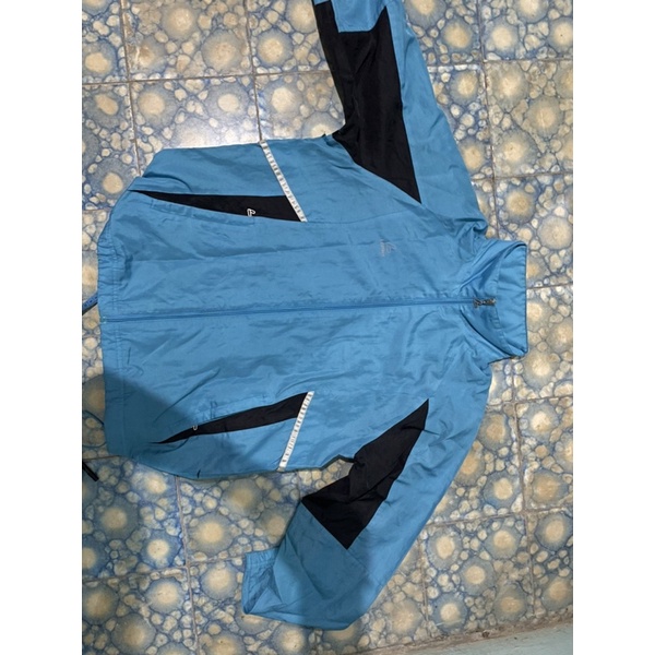 second running outdoor thrift jaket parasit