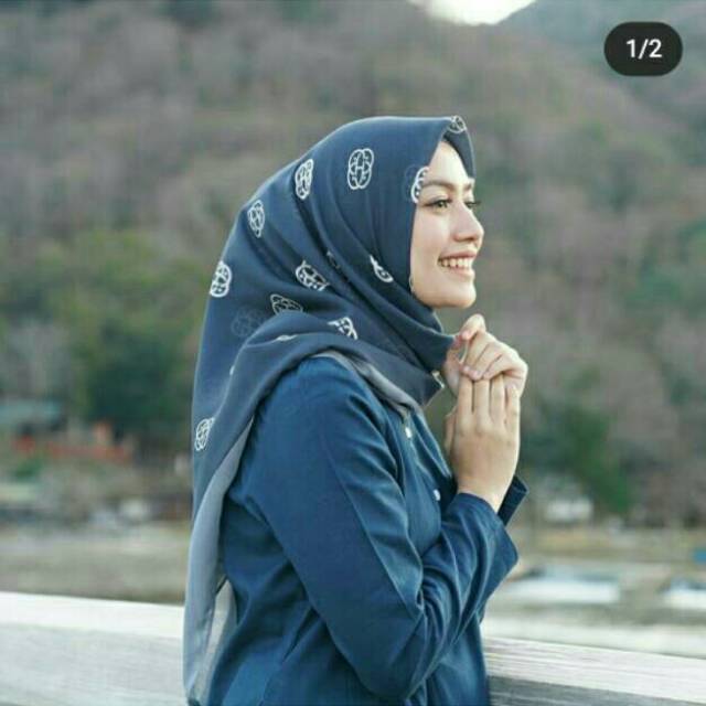 PL monogram scarf navy by Heaven Lights HL