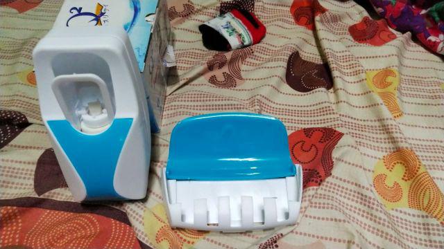 Dispenser Odol Dan Sikat Gigi / Toothpaste Dispenser & Brush Set Touch Me Tm 2000 Tempat Sikat 300gr