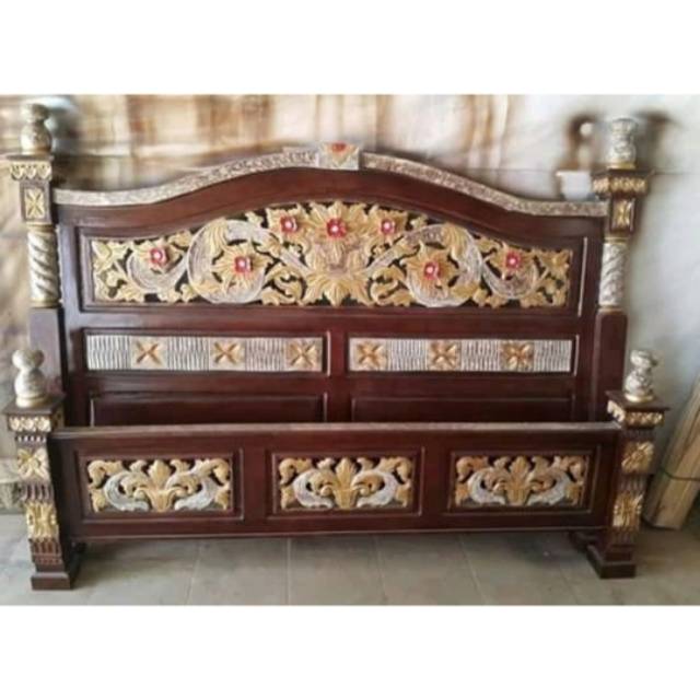 AKILINA - Dipan Kayu Jati Ukiran Jepara - Ranjang Kayu Jati Ukiran Jepara - INDOJAVAMEUBLE