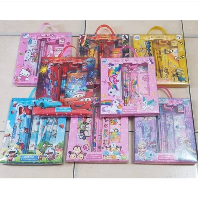 

Stationary set karakter