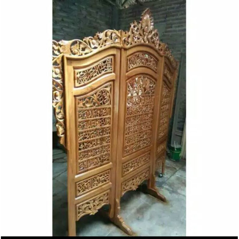 Penyekat ruangan jati sketsel kayu jati ukir