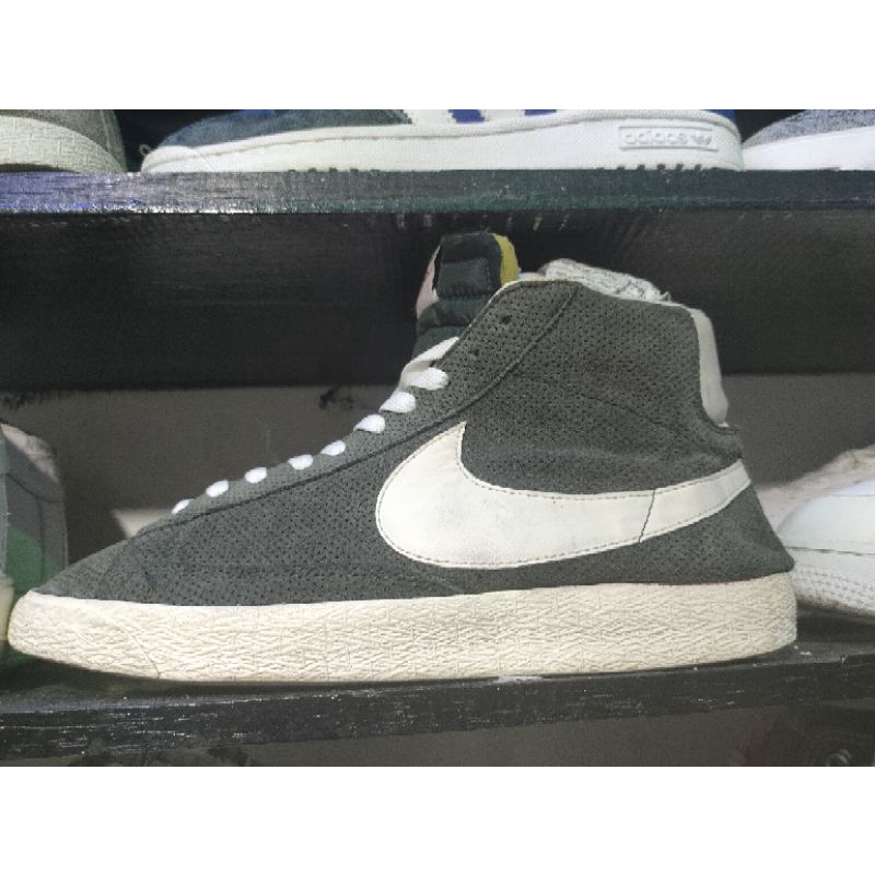 sepatu second Nike blazers