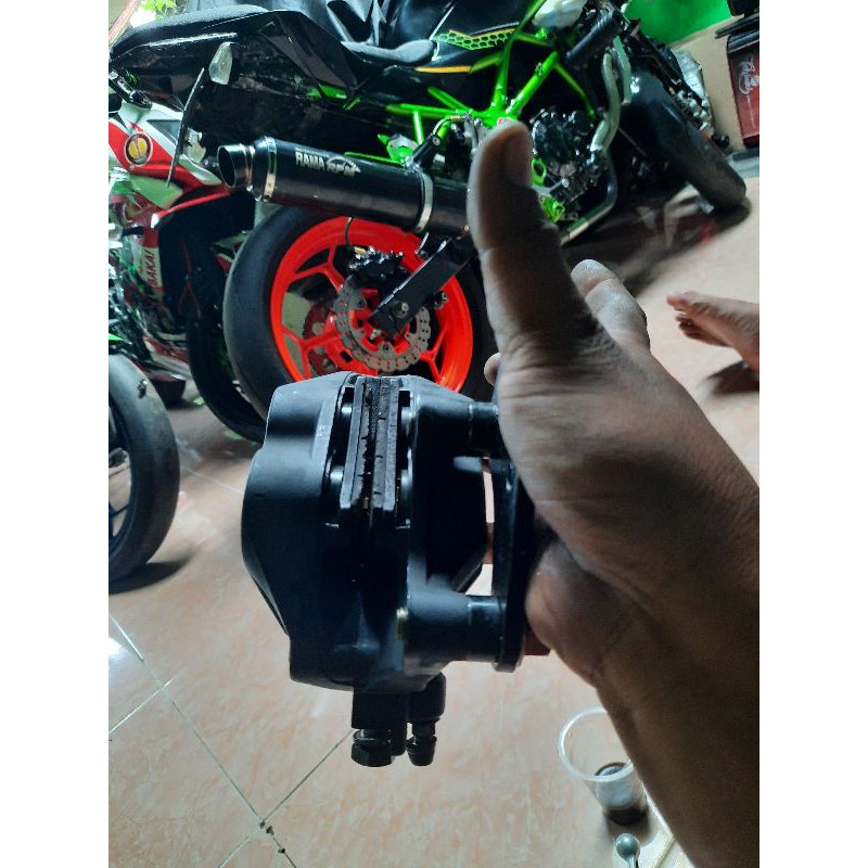 kaliper BREMBO 4P