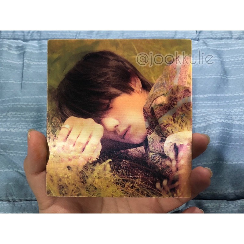 The8 Lenticular YMMD Follow