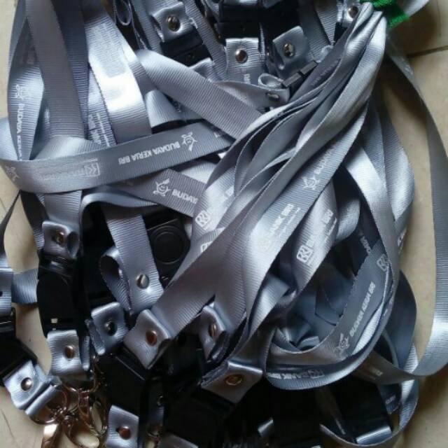 

Tali lanyard 2 cm sablon kait IMPORT safety break