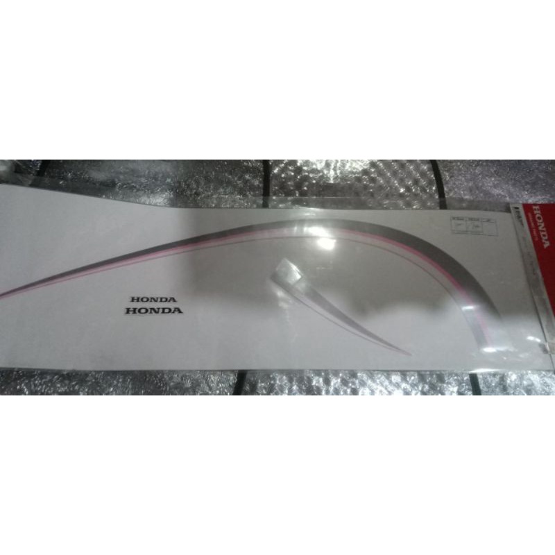 striping stiker body kanan Scoopy karbu pink putih kode part 871x0 kyz