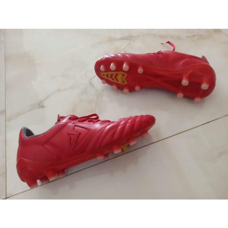 Sevspo Kempo all red MZN ( kulit  )