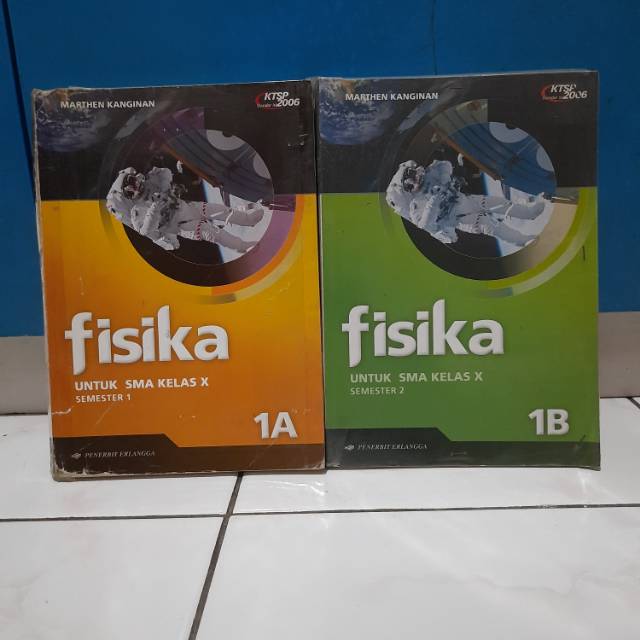 Buku cetak Fisika 1A & 1B penerbit Erlangga