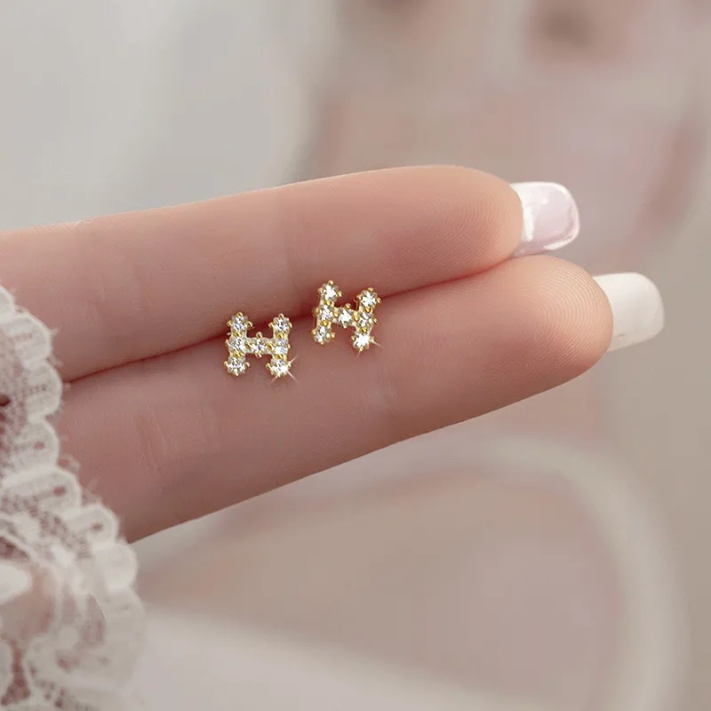 Anting Stud Berlian Imitasi Bentuk Huruf H Warna Emas Gaya Korea Simple Elegan Minimalis Untuk Pesta Pernikahan