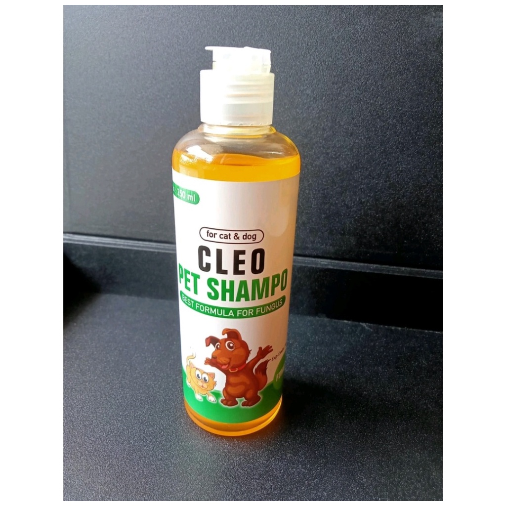 Cleo Shampo Anti Fungus 250 ml ( shampo anti Jamur untuk anjing dan kucing)