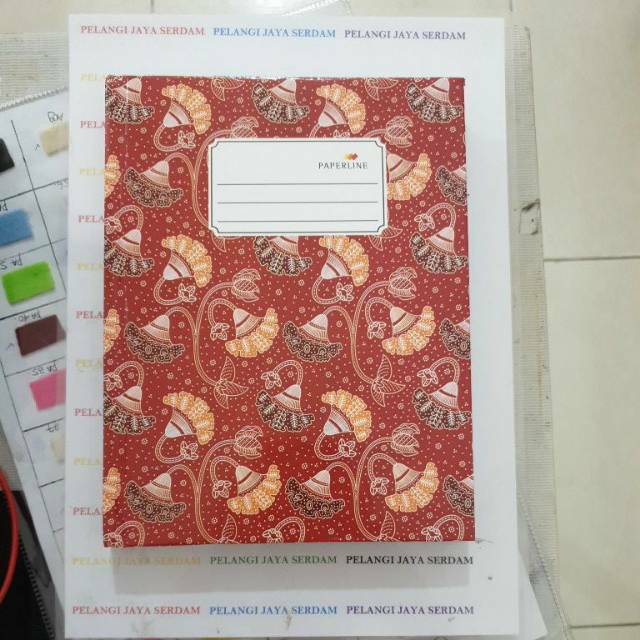 

Buku Tulis Hard Cover Kwarto / Quarto 200 Lembar Paperline