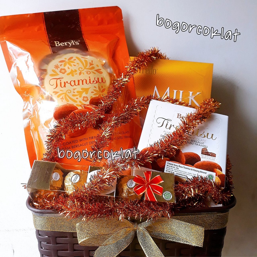 

Parcel Natal Tahun Baru Emas